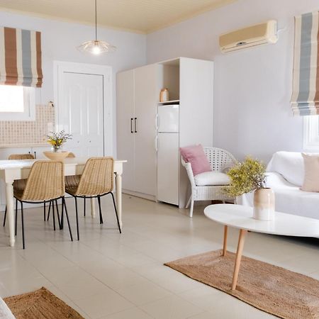 Blue House Apartments Vasilikí المظهر الخارجي الصورة