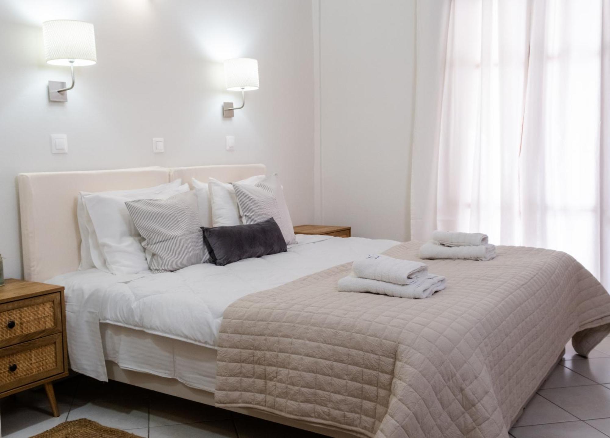 Blue House Apartments Vasilikí الغرفة الصورة