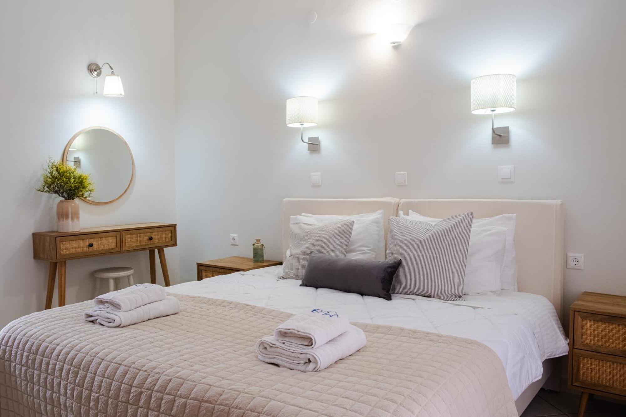 Blue House Apartments Vasilikí الغرفة الصورة